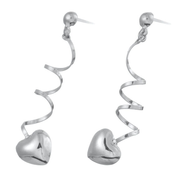 Aretes resorte con corazón de plata