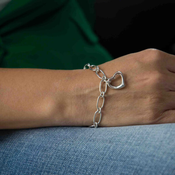 Pulsera de eslabones con corazón de Plata - Imagen 5